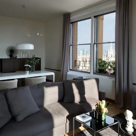 Domux Torre Velasca 2*