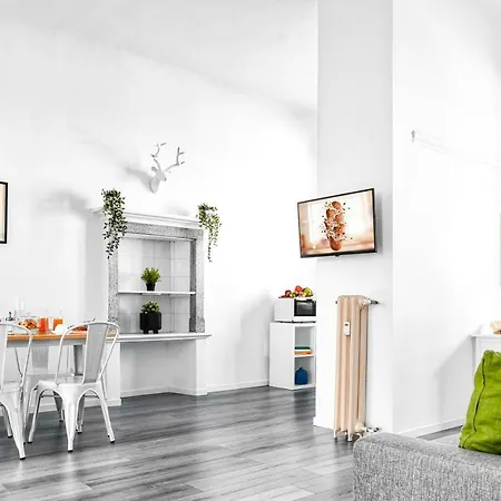 Hemeras Boutique Homes - 4 Design Homes In Center Apartment Milan