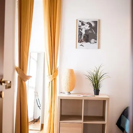 Lägenhet Airguest Crocetta Loft *