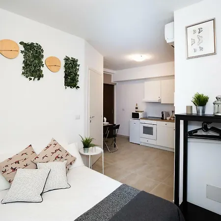 Hotel Paruta 65 Milan