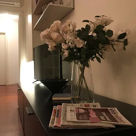 La Casa Sul Naviglio * Milan
