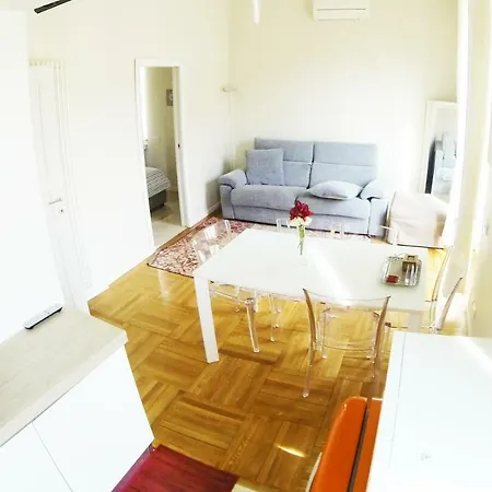 Apartment Porta Venezia - Downtown *