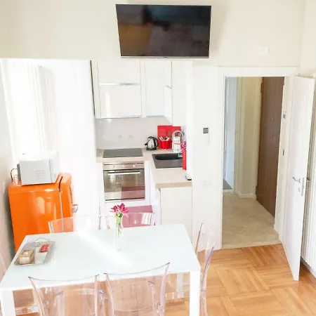 Porta Venezia - Downtown Apartament Mediolan