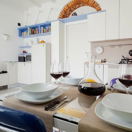 Charming On The Darsena Navigli - Pulizia Eccezionale Appartement Milaan