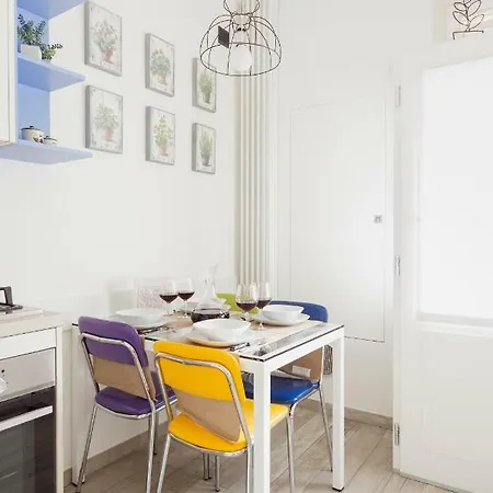 Charming On The Darsena Navigli - Pulizia Eccezionale Apartament *