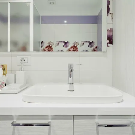 Charming On The Darsena Navigli - Pulizia Eccezionale شقة