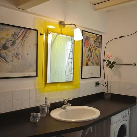 Via Valtellina Loft * Milan