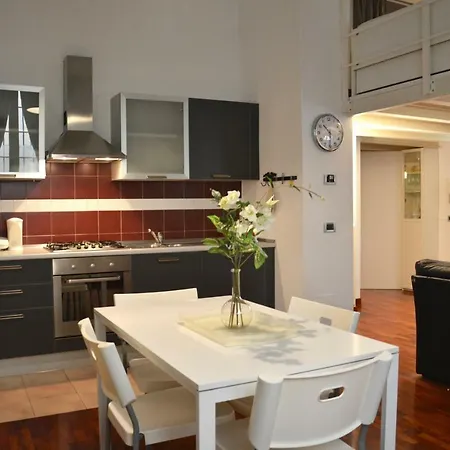 Via Valtellina Loft Milan