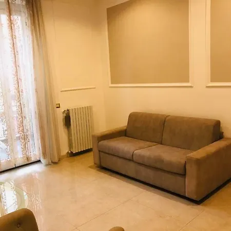 Milano Central Apartment