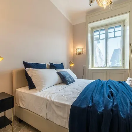 Joivy Sophisticated 3-bed Flat With Desk