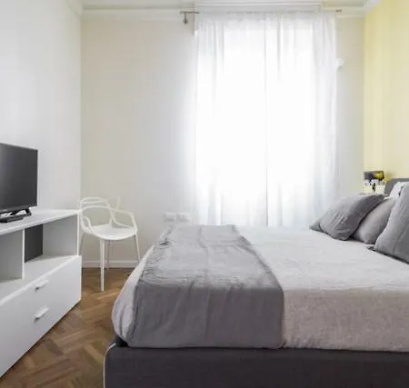 Apartamento Hozyhome- Duomo In Via San Pietro All'orto Milán