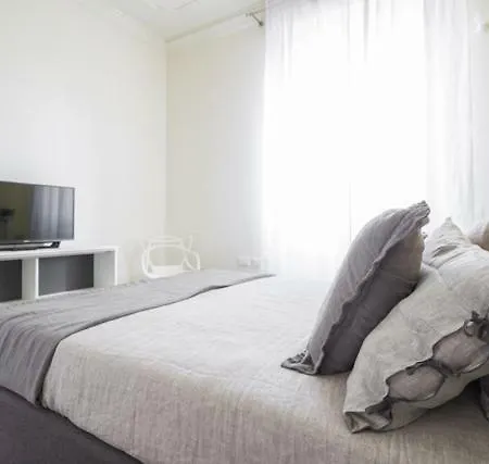 Hozyhome- Duomo In Via San Pietro All'orto Apartment Milan
