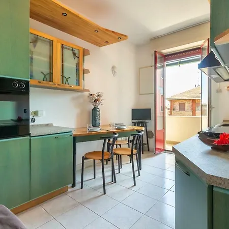 Alessia's Flat Veneziano 3 شقة *