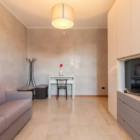 Alessia's Flat Veneziano 3 Apartment Milan