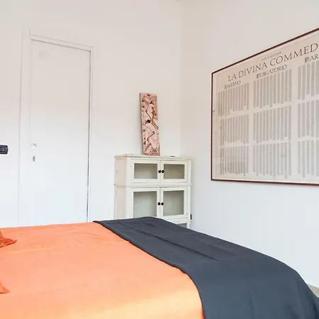 Youhosty - Copernico 47