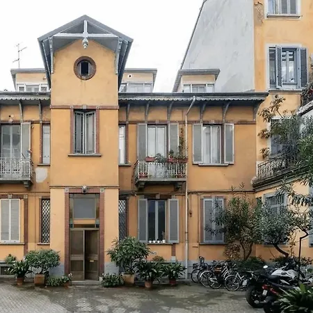 Guesthost - Isola View Renovated Milan