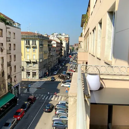 Luxury Flat By Station / Unique View *