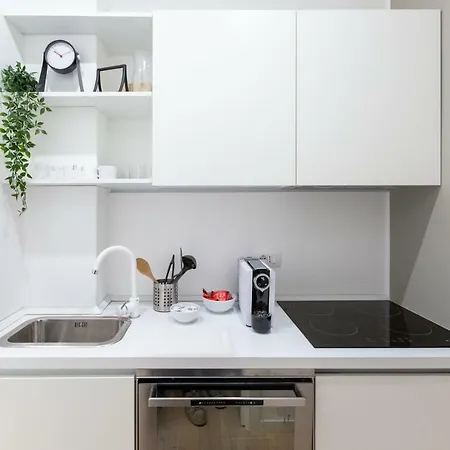 Bocconi 1 * Milan