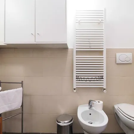 Primopiano - Acerenza Flats Apartman Milánó