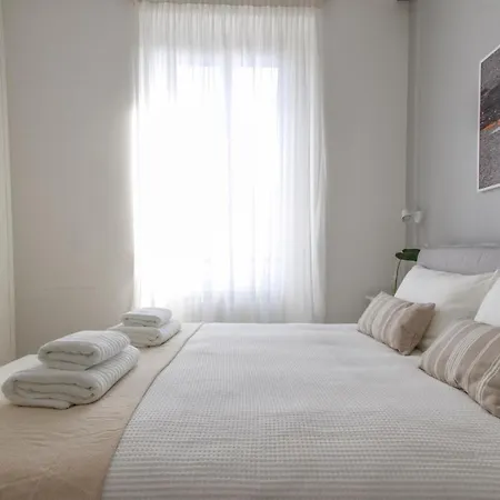 Easylife - - Bligny 29 P4 - Bocconi * Milánó
