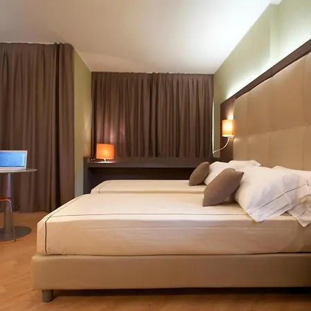 Acca Palace Aa 호텔 4*