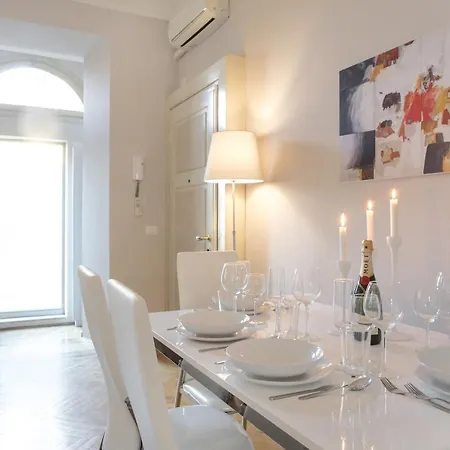 Suitelowcost Spiga Apartman