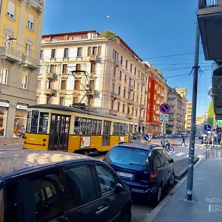 Luxury Unique View Near Main Station *