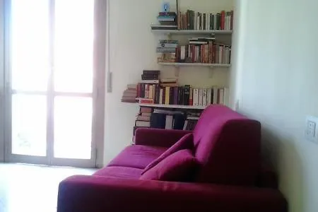 Stanza Economica A *