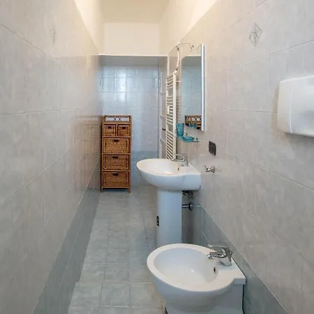 Apartment - Sacchini 16 Milan