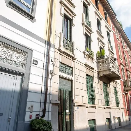 Apartment - Sacchini 16 Milan