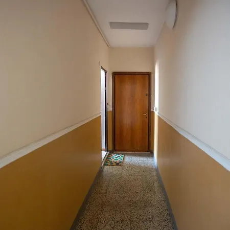 Apartment - Sacchini 16 Milan