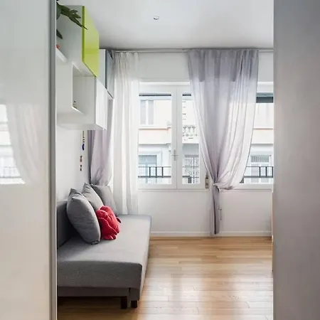 Delizioso Bilocale In Bocconi - Porta Romana Appartement *