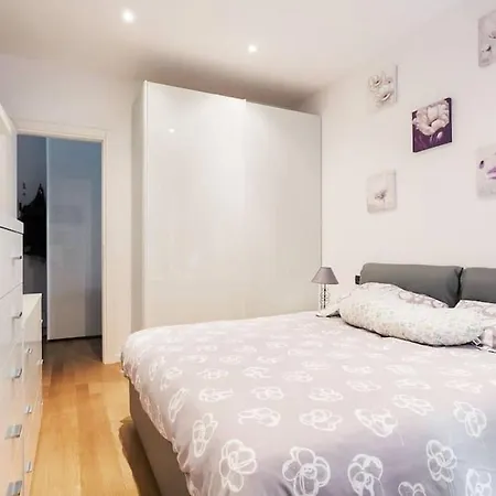 Apartamento Delizioso Bilocale In Bocconi - Porta Romana