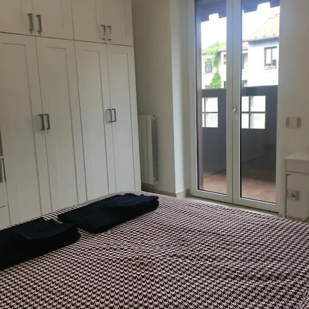 Stanza Privata A Pochi Passi Da Isola Guest house