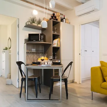 Divina With Terrace - Navigli District - Free Wifi * Milano