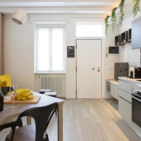 Divina With Terrace - Navigli District - Free Wifi *