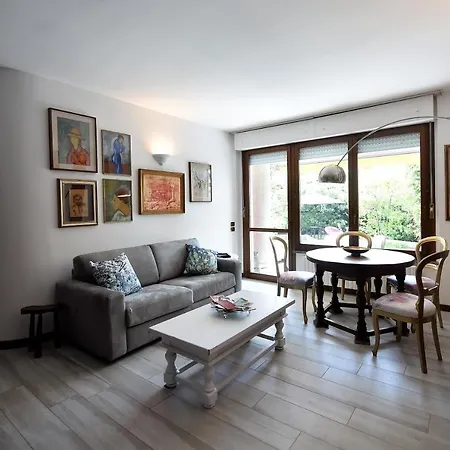Lägenhet Il Giardino Dell'artista Stylish A *