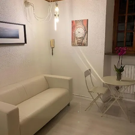 Love Loft Navigli Apartment *