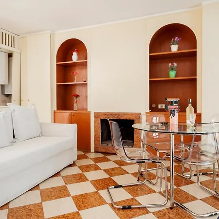 Apartament Romantic Luxo Mediolan