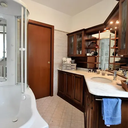 아파트 Il Giardino Dell'artista Stylish A