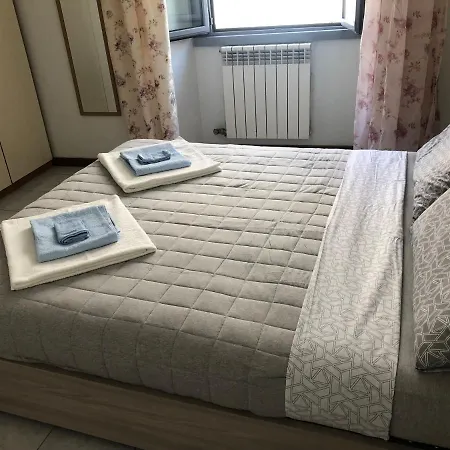 Beautiful Near Sempione And Center Apartment