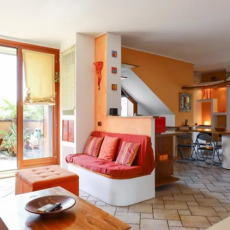 Lattanzio Flat Milan