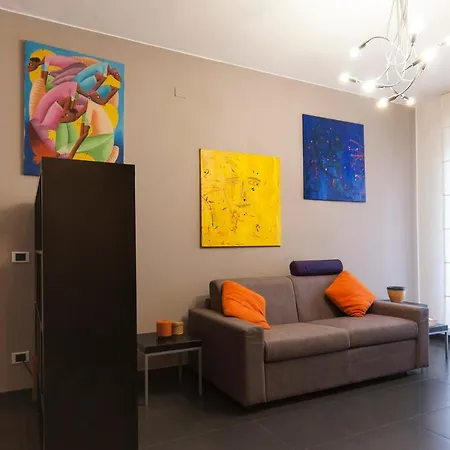 Apartamento High Rise Flat Near Metro Stop