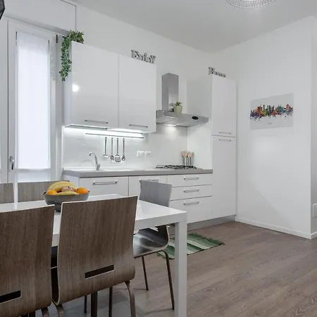 Apartment Petrella21 Central Station Deluxe Milan