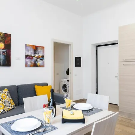 Apartment Le Dimore Di Via Gluck - Central Station *