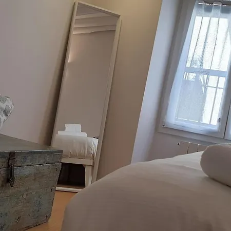 Apartment Castaldi 18 - A Portata Di Mano