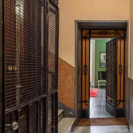 Apartment Arco Della Pace, Glamour And Charming Apt In Center Milan