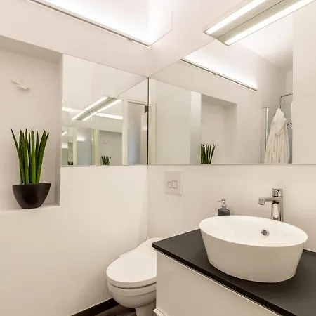 Apartment Arco Della Pace, Glamour And Charming Apt In Center Milan