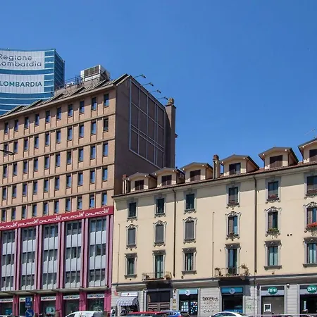 La Cantinetta Di - The Wine Cave In Milan, Huge 110sqm Next To Station *