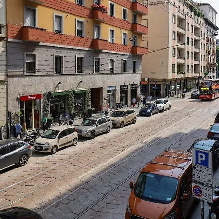 Grande In Zona Navigli